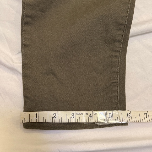NINE WEST JEANS PULL ON SKINNY OLIVE GREEN SIZE 6 VGUC - Picture 13 of 16